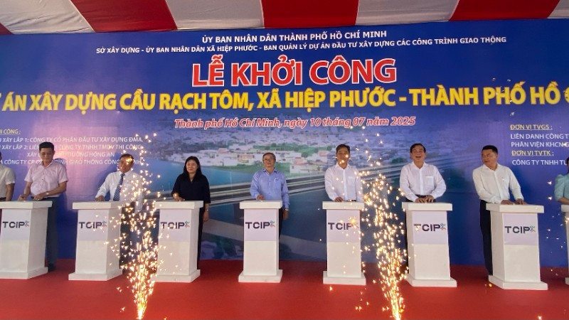 Gần 500 tỷ đồng xây cầu mới thay thế cầu sắt ở khu nam thành phố Hồ Chí Minh Gần 500 tỷ đồng xây cầu mới thay thế cầu sắt ở khu nam thành phố Hồ Chí Minh